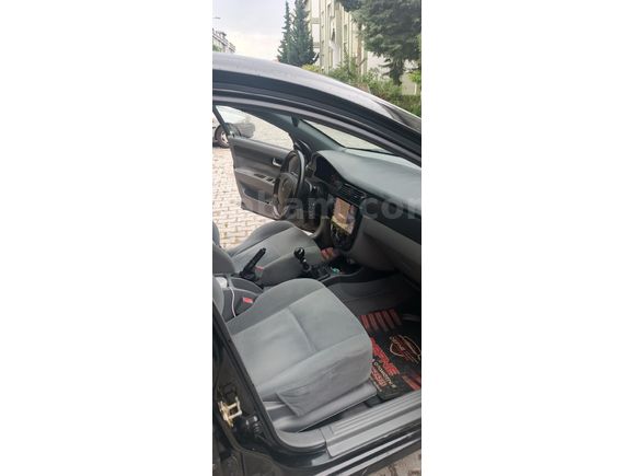SAHİBİNDEN DEĞİŞENSİZ BAKIMLI LACETTİ