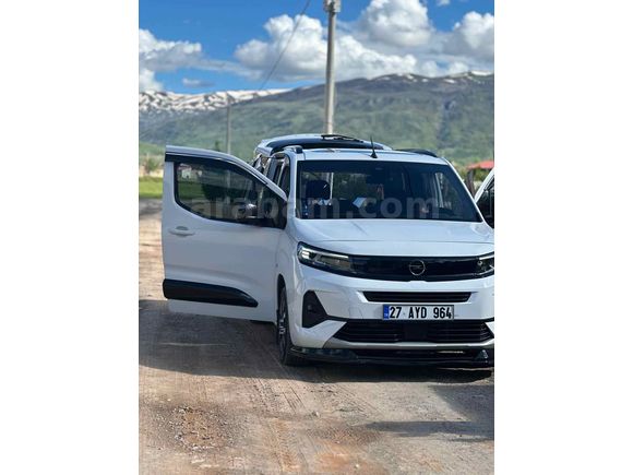 Sahibinden Opel Combo 1.5 CDTI Ultimate 2024 Model 