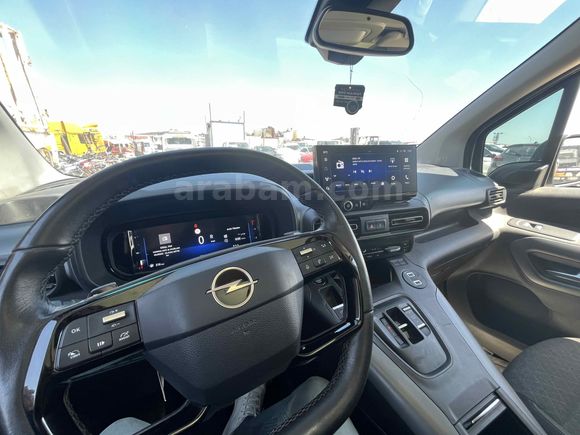 Sahibinden Opel Combo 1.5 CDTI Ultimate 2024 Model 