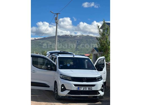 Sahibinden Opel Combo 1.5 CDTI Ultimate 2024 Model 