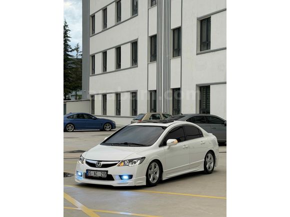 Sahibinden Honda Civic 1.6i VTEC Elegance 2011 Model 