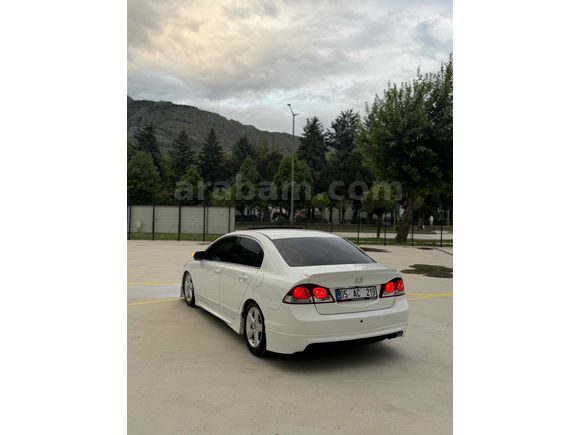 Sahibinden Honda Civic 1.6i VTEC Elegance 2011 Model 