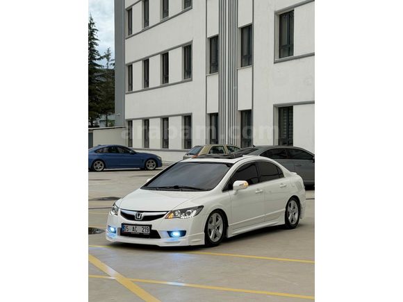 Sahibinden Honda Civic 1.6i VTEC Elegance 2011 Model 