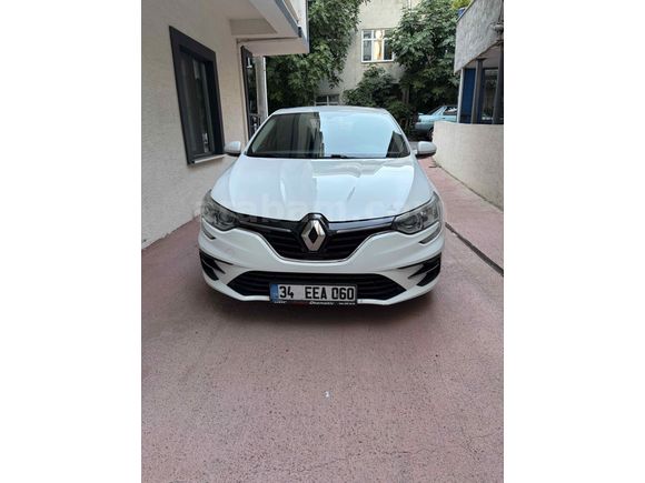 Sahibinden Renault Megane 1.3 TCe Joy 2021 Model  151.000 km Beyaz