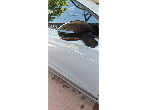 Sahibinden Renault Clio 1.0 TCe Techno Esprit Alpine 2025 Model 