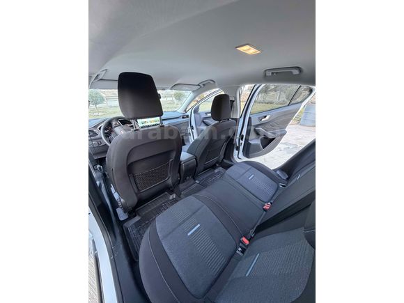Sahibinden Ford Focus 1.5 EcoBlue Active Stil 2025 Model 