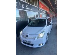 Galeriden Toyota Corolla 2.0 D-4D Comfort Extra Verso 2011 Model İstanbul