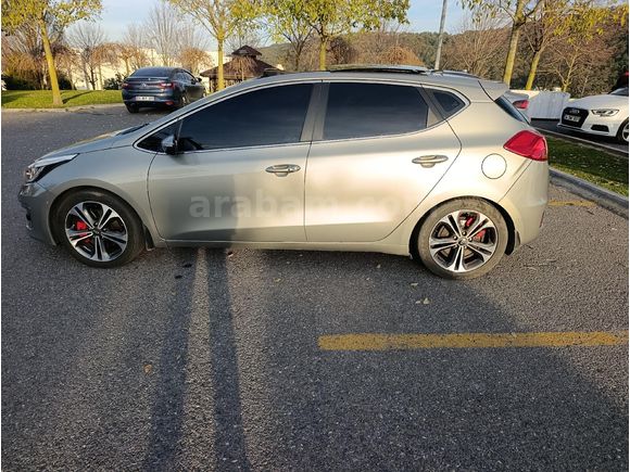 Sahibinden Kia Ceed 1.6 CRDi Premium 2015 Model