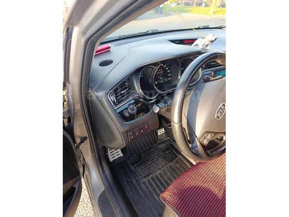 Sahibinden Kia Ceed 1.6 CRDi Premium 2015 Model