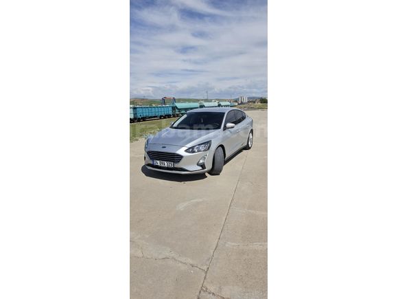 Sahibinden Ford Focus 1.5 TDCi Titanium 21 çıkışlı