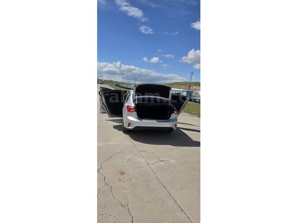 Sahibinden Ford Focus 1.5 TDCi Titanium 21 çıkışlı