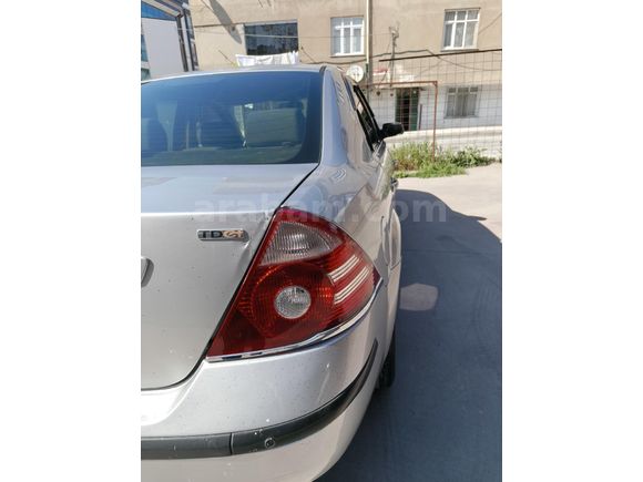 Sahibinden Ford Mondeo 2.0 TDCi Titanium 2006 Model