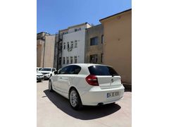 Sahibinden BMW 1 Serisi 116i Premium 2011 Model  81.800 km Beyaz