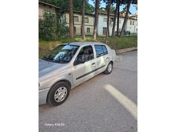 Sahibinden Renault Clio 1.4 RNA 2000 Model