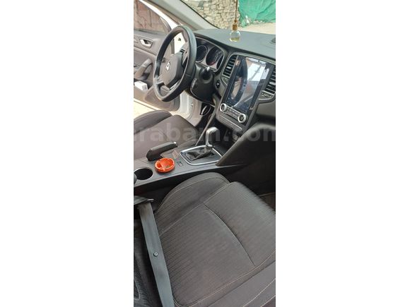 Sahibinden Renault Megane 1.5 Blue DCI Touch 2020 Model