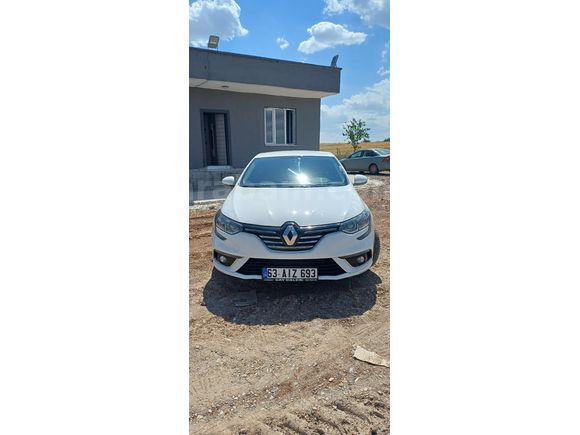 Sahibinden Renault Megane 1.5 Blue DCI Touch 2020 Model