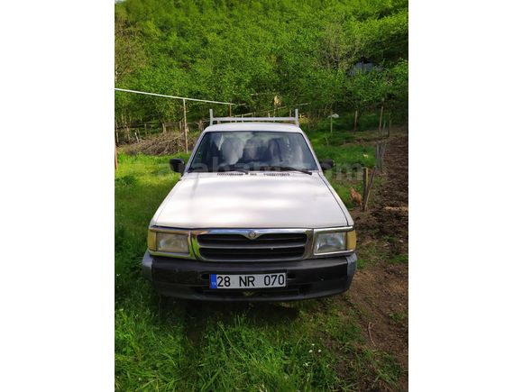 Sahibinden Mazda B2500 2.5 D 1999 Model