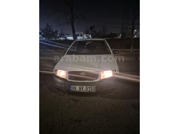Sahibinden Skoda Fabia 1.9 TDI Ambiente 2006 Model  400.000 km Beyaz