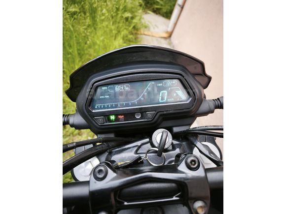 Memurdan Bajaj Dominar 250 D
