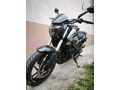 Memurdan Bajaj Dominar 250 D