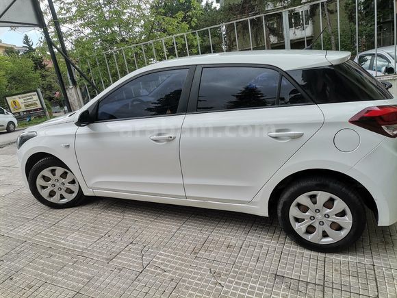 Sahibinden Hyundai i20 1.4 MPI Jump 2017 Model