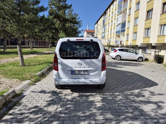 Sahibinden Opel Combo 1.5 CDTI Ultimate 2025 Model 