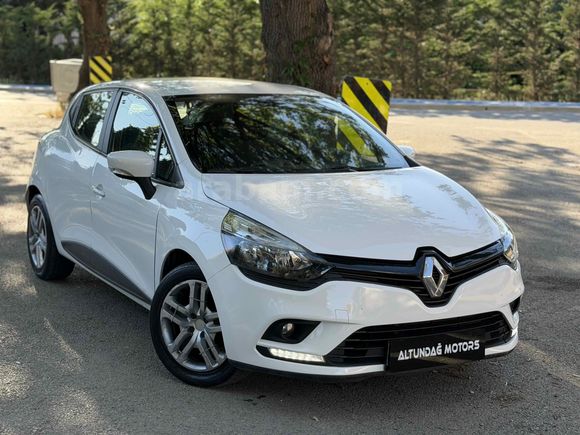 2019 CIKIŞLI HATASIZ AYARINDA 110 BİN KM HASAR KAYITSIZ CLİO