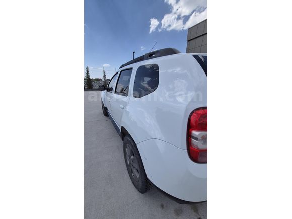 Sahibinden Dacia Duster 1.5 dCi 4x4 Laureate 2016 Model
