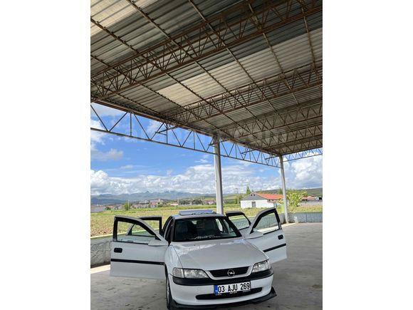 Sahibinden Opel Vectra 2.0 GLS 1996 Model 