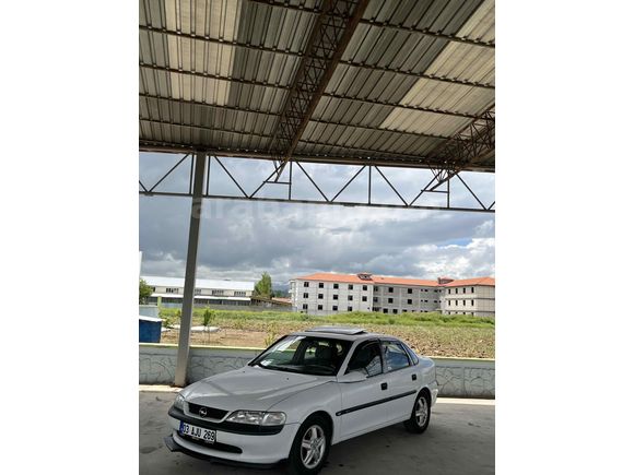 Sahibinden Opel Vectra 2.0 GLS 1996 Model 