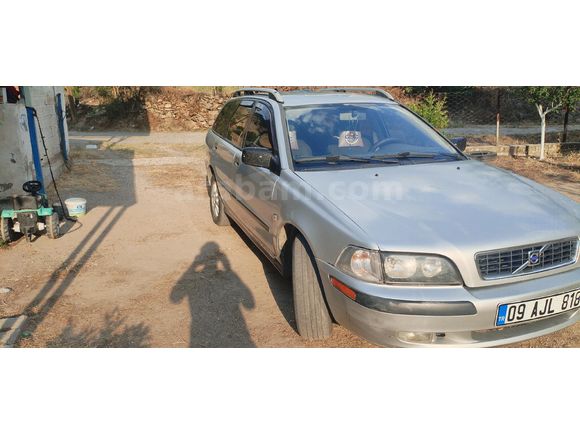 Sahibinden Volvo V40 1.9 D 2003 Model