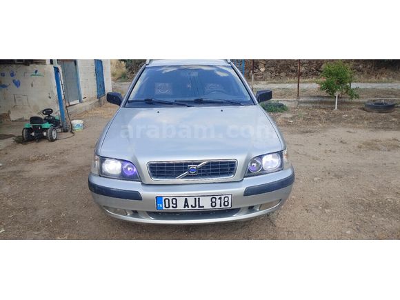 Sahibinden Volvo V40 1.9 D 2003 Model