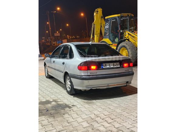 Sahibinden Renault Laguna 2.0 RXE 1996 Model