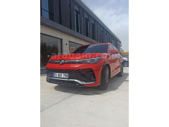 Sahibinden Volkswagen Tiguan 1.5 TSI R-Line 2024 Model  7.500 km Kırmızı