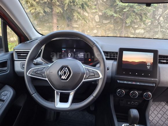 Renault Clio 1.0 TCe Evolution 2023 Model
