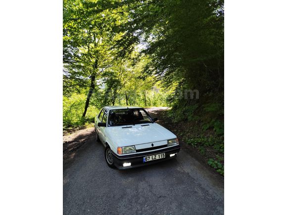 Sahibinden Renault R 9 1.4 Broadway 1995 Model