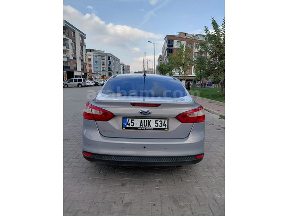 Sahibinden Ford Focus 1.6 Ti-VCT Titanium 2013 Model 