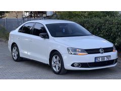 Sahibinden Volkswagen Jetta 1.4 TSi Highline 2012 Model  267.000 km Beyaz