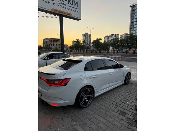 Sahibinden Renault Megane 1.3 TCe Joy 2020 Model 