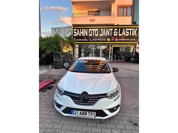 Sahibinden Renault Megane 1.3 TCe Joy 2020 Model 