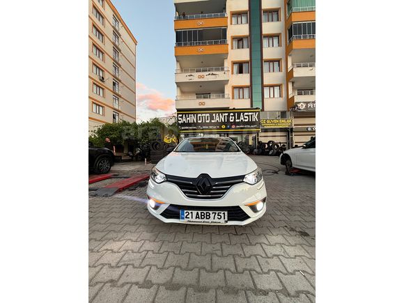 Sahibinden Renault Megane 1.3 TCe Joy 2020 Model 