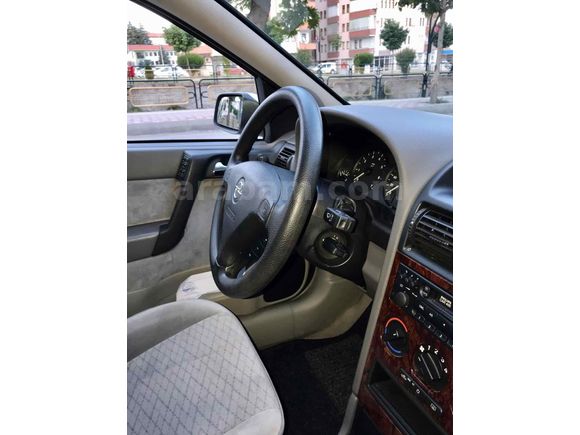 NADİR KALANLARDAN 2001 ASTRA G TR’DE TEK