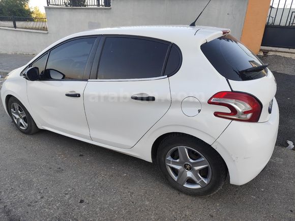 Sahibinden Peugeot 208 1.0 VTi Access 2013 Model