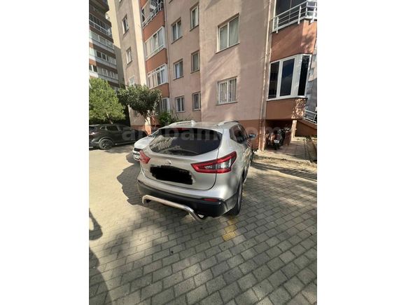 Sahibinden Nissan Qashqai 1.6 dCi Sky Pack 2018 Model İstanbul 127.000 km Gri (Gümüş)