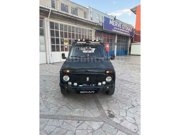 Temiz bakımlı 4*4 Niva 