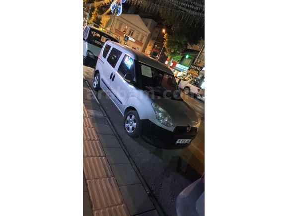 Sahibinden 1 haftalığına 460 bin son fiyat Fiat Doblo Combi 1.3 Multijet Easy 2013 Model  207000 km Gri (metalik)