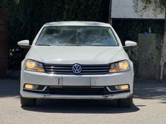 Sahibinden Volkswagen Passat 1.6 TDi BlueMotion Comfortline 2013 Model  253.000 km Beyaz