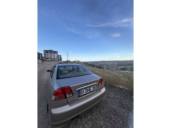 Sahibinden Honda Civic 1.6i VTEC ES 2005 Model 