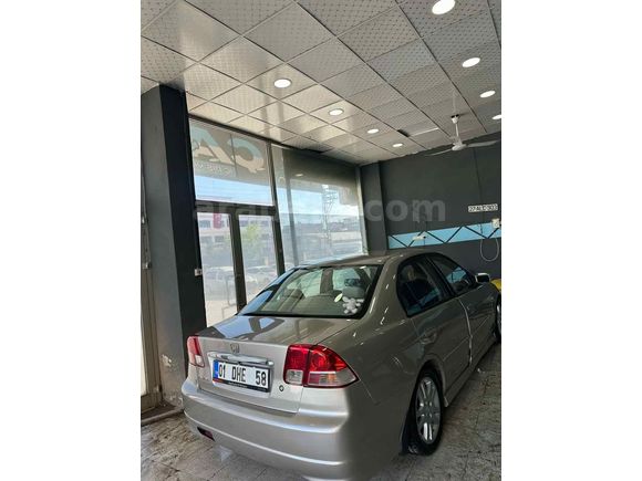Sahibinden Honda Civic 1.6i VTEC ES 2005 Model 