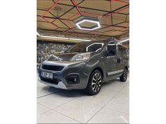 Sahibinden Fiat Fiorino Combi 1.3 Multijet Premio 2018 Model 